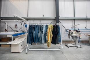 Denim-Hersteller Isko plant Produkt-Entwicklungszentrum in Stade