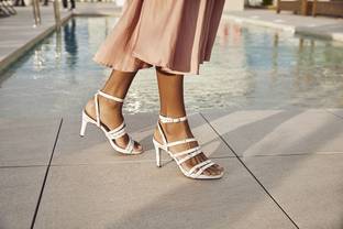 Martinelli, los indispensables en las rebajas SS22