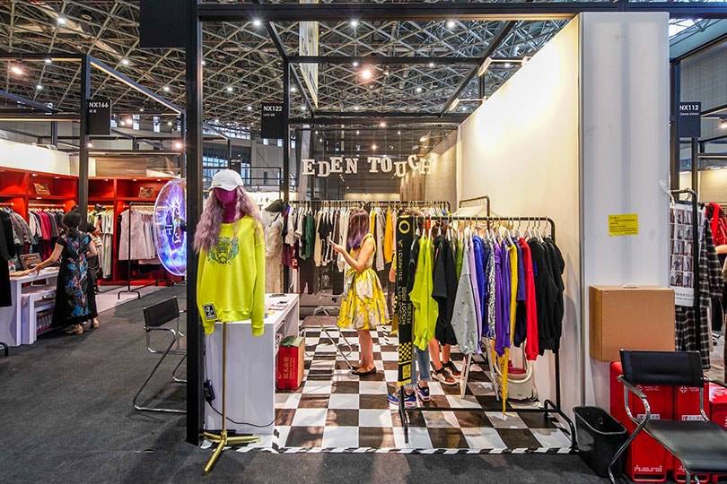 Immagine: Sezione Impulses showroom at Chic con marchi
cinesi che presentano i loro design | credito: Chic