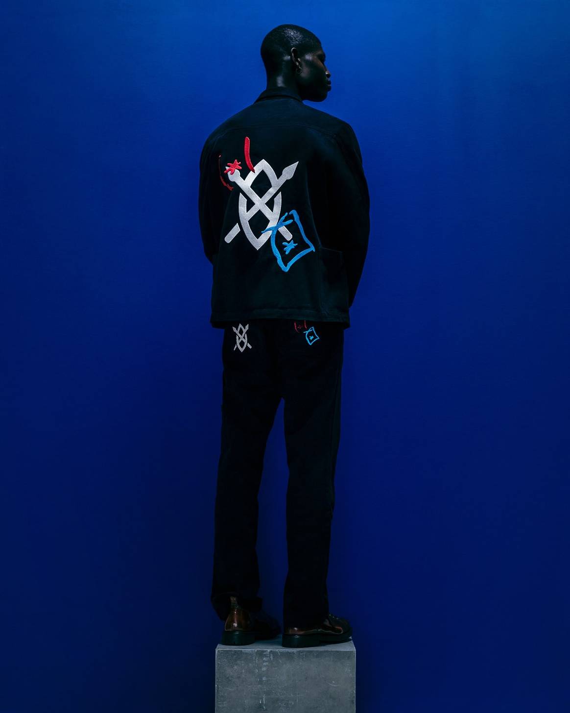 Kijken: De eerste collectie van Daily Paper x Bonne Suits