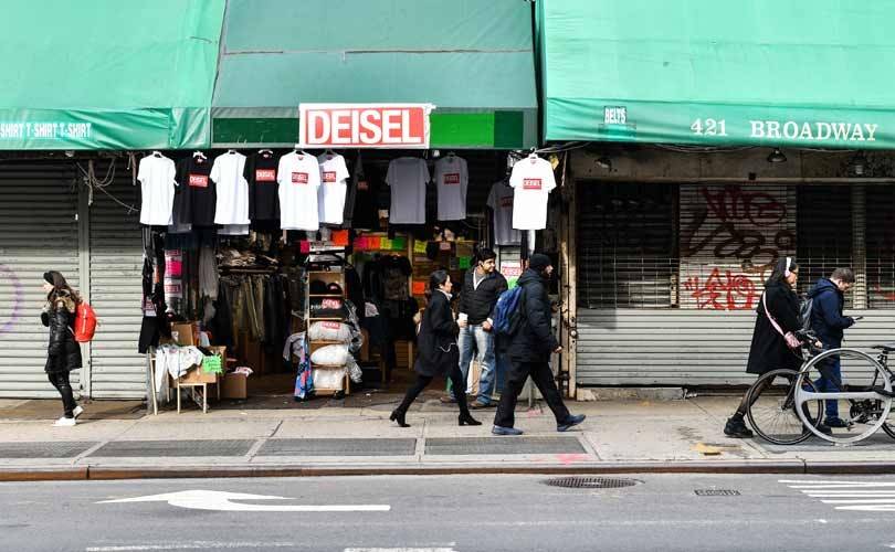 Diesel opent namaakwinkel Deisel in New York