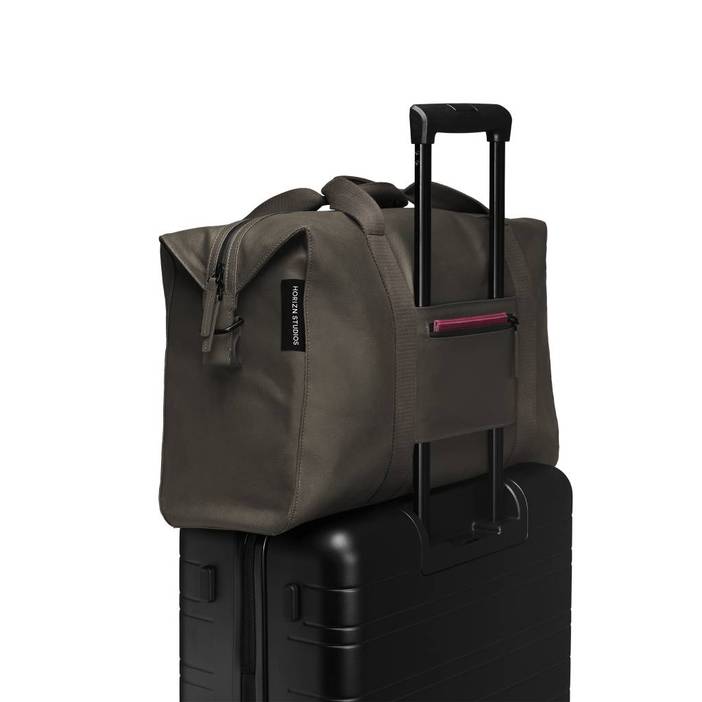 | Weekender (M und L) | SoFo Weekender M in Dark Olive | Horizn Studios