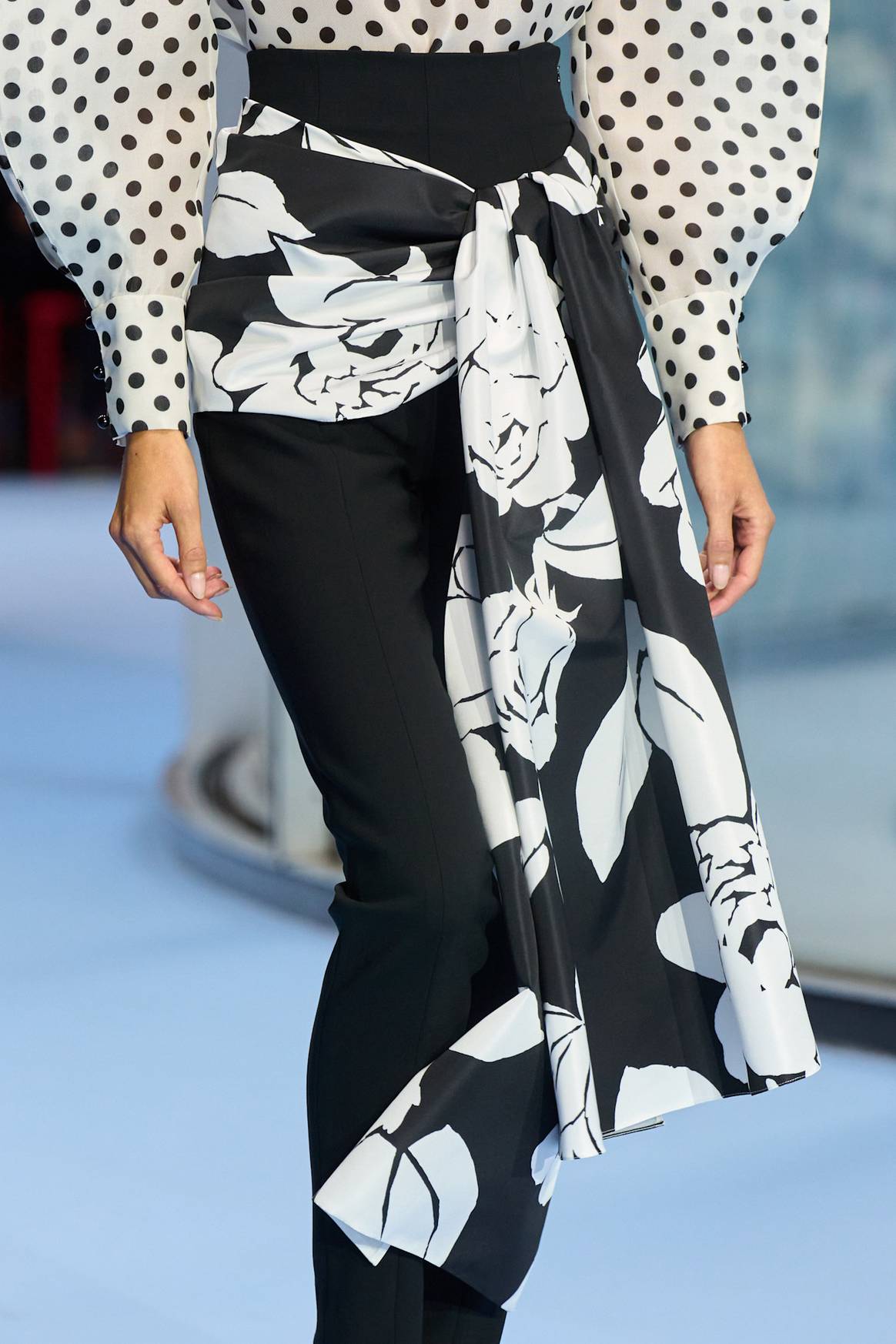 Credits: Carolina Herrera SS25/©Launchmetrics/spotlight