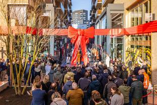 Nieuwe Emmapassage officieel geopend: deze moderetailers vestigen zich in het Tilburgse winkelcentrum