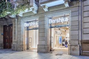 Los trabajadores de Bershka Logística llevan sus reivindicaciones a la calle