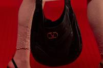 Caporalato: Valentino Bags in amministrazione giudiziaria per omesso controllo 
