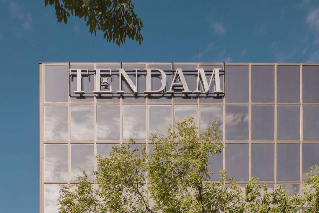 Exterior de la sede central de Tendam en Madrid (España).