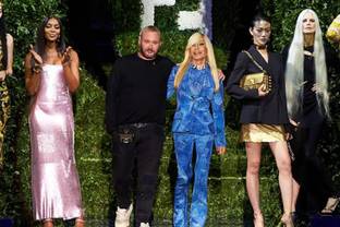 Fendace: Versace и Fendi "поменялись" дизайнерами