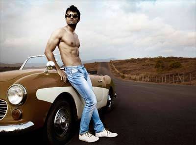 Camaro Jeans to launch women’s fashion line, EBOs