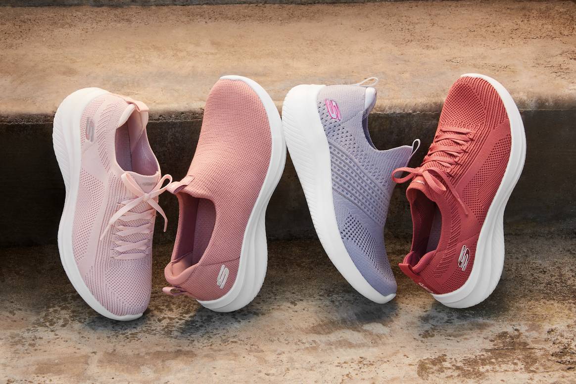 Calzado de Skechers.
