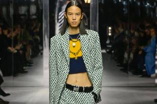 MFW: Benetton punta su knitwear, ecopelle e colori saturi 
