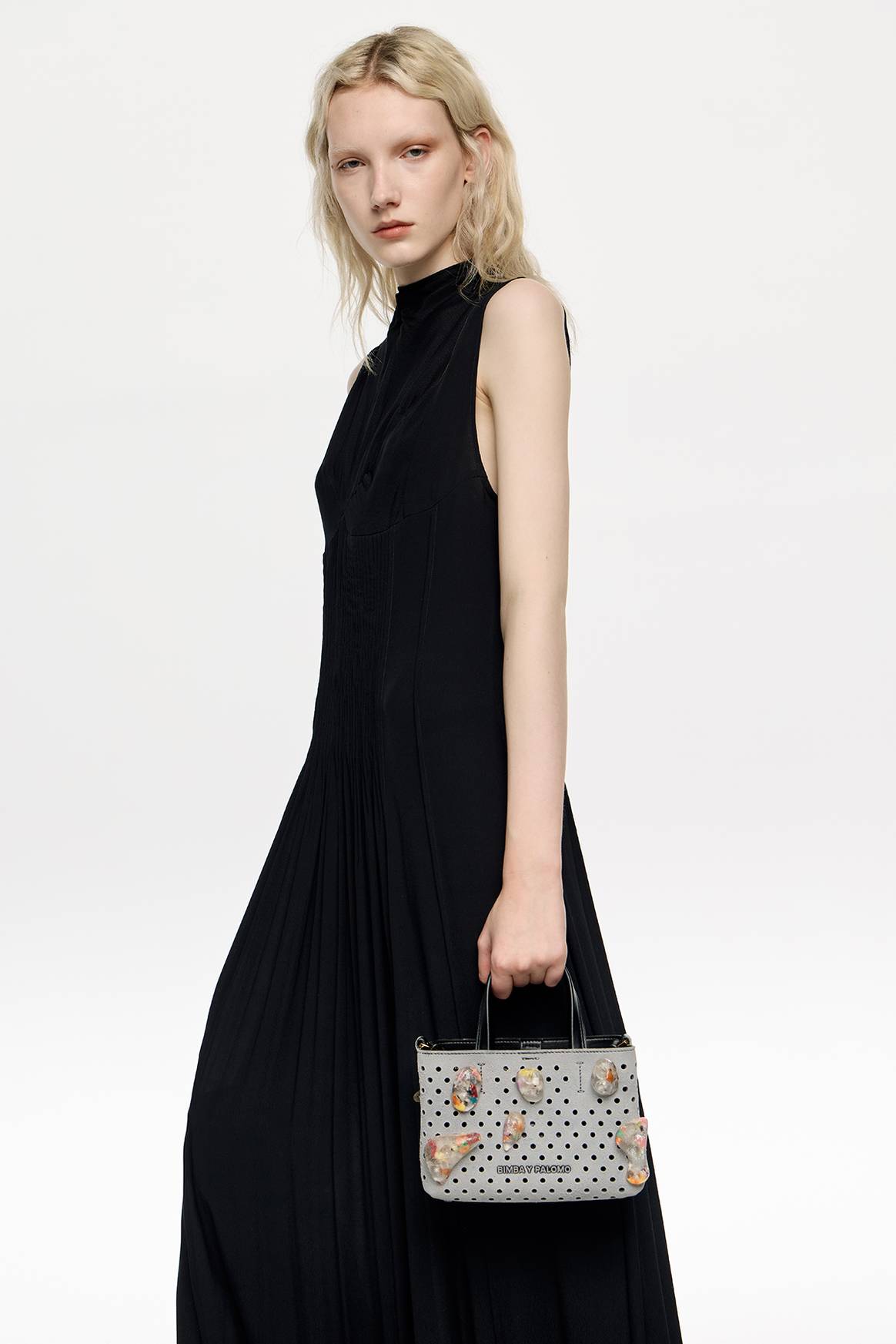 Diseño de la colección cápsula “Bimba y Palomo, an upcycling project by modaUVigo”.