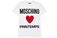 Moschino opent pop-upstore in Parijs warenhuis Printemps