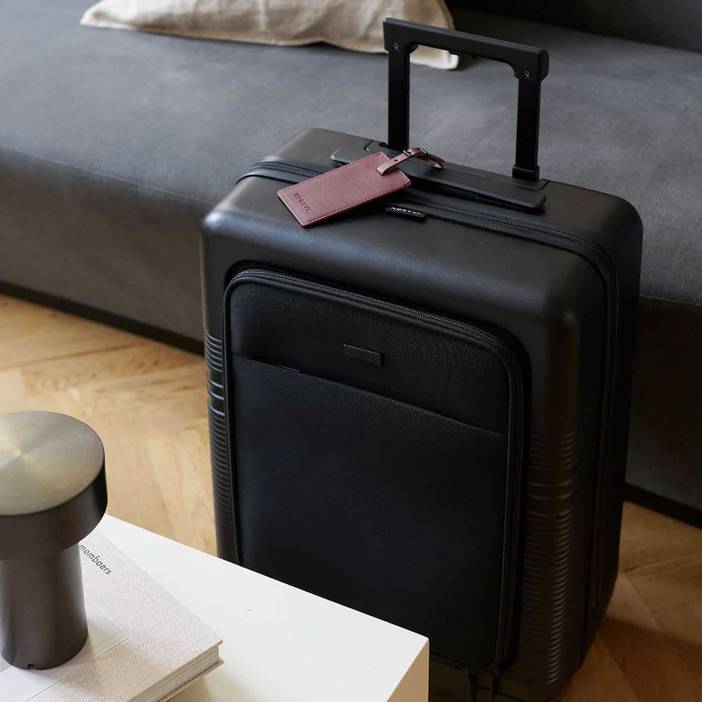 Carry on Suitcase Front pocket edition - Midnight Black | NORTVI