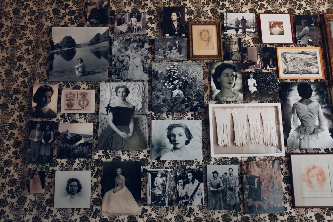 Duchess Debora's photographs and letters