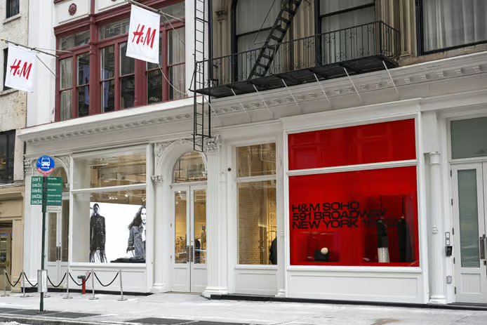 H&M SoHo store facade