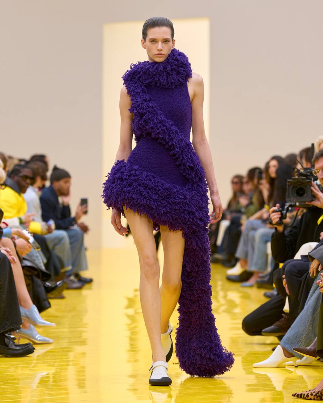 Loewe, sfilata di presentazione delle collezioni uomo e donna per l'Autunno/Inverno 2026/2027.