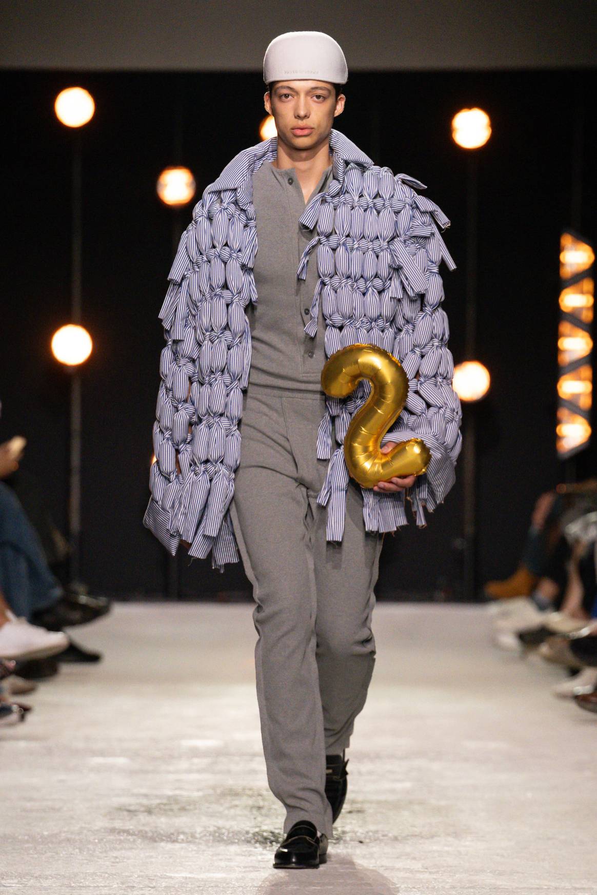 Grand prix du Jury Mode : Lucas Emilio Brunner . Festival de Hyères 2025