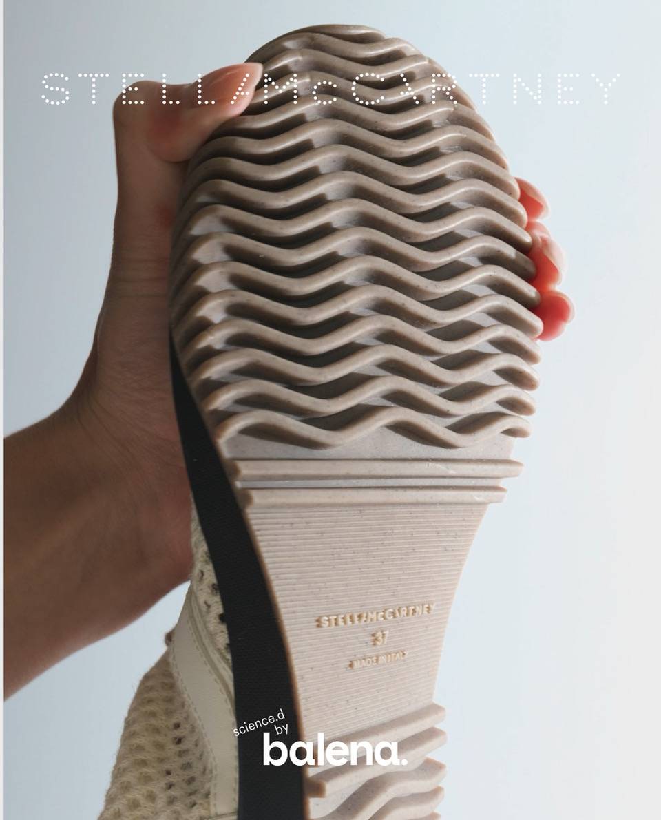 Il materiale di nuova generazione di Balena, BioCir Flex, è presente nelle nuove S-wave sport trainer