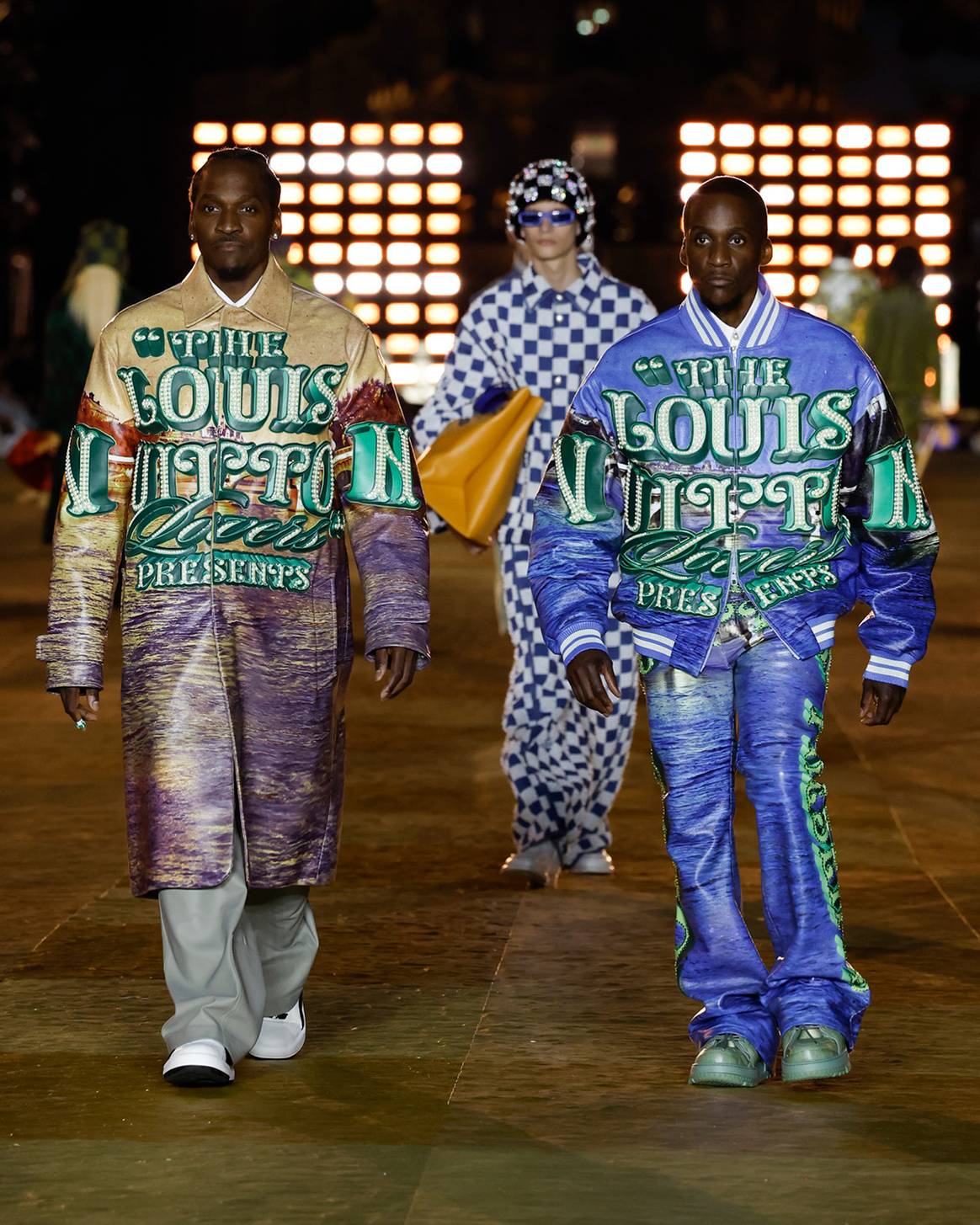 Het debuut van Pharrell Williams voor Louis Vuitton. Beelden via Louis Vuitton
