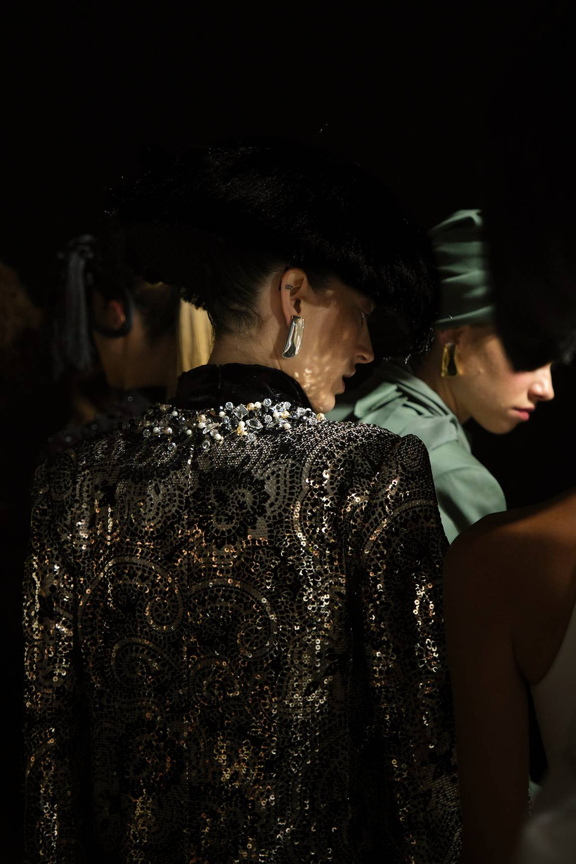 Desfile de presentación de la colección “Aldamar” de Ze García en el Museo Cristóbal Balenciaga de Guetaria (Guipúzcoa), el 8 de mayo de 2025.