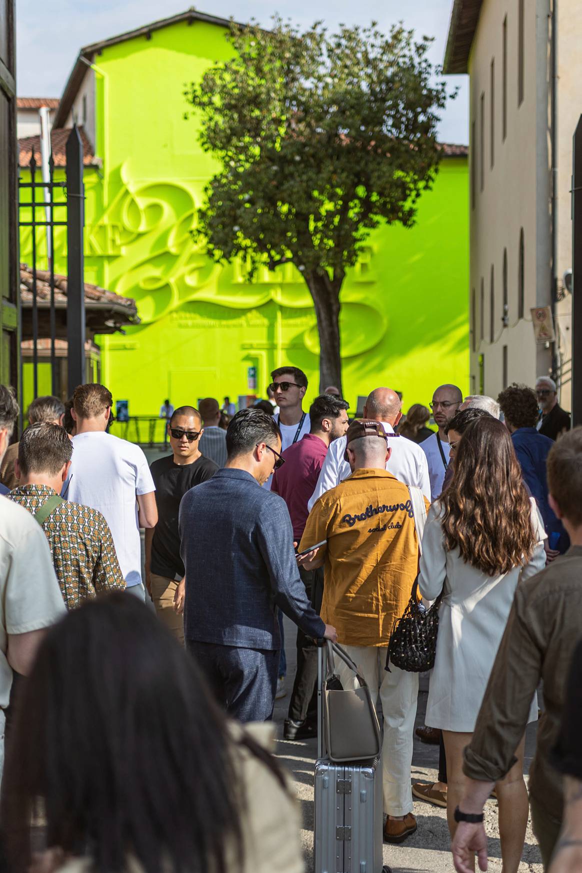 Photo Credits: Imagen de la feria Pitti Uomo en su edición 104, durante la jornada inaugural del 13 de junio de 2023. Pitti Immagine Uomo, fotografía de cortesía.