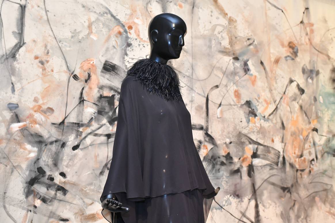 Ein Look aus der H/W23-Kollektion von Koltson. Bild: Rodin Banica