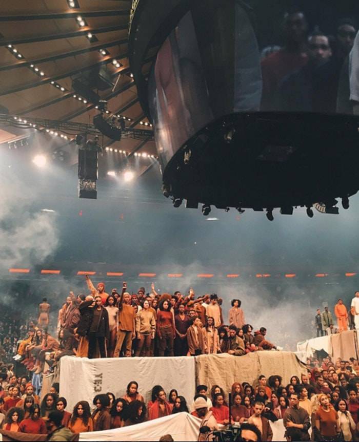 Kanye West toont Yeezy 3 op New York Fashion Week