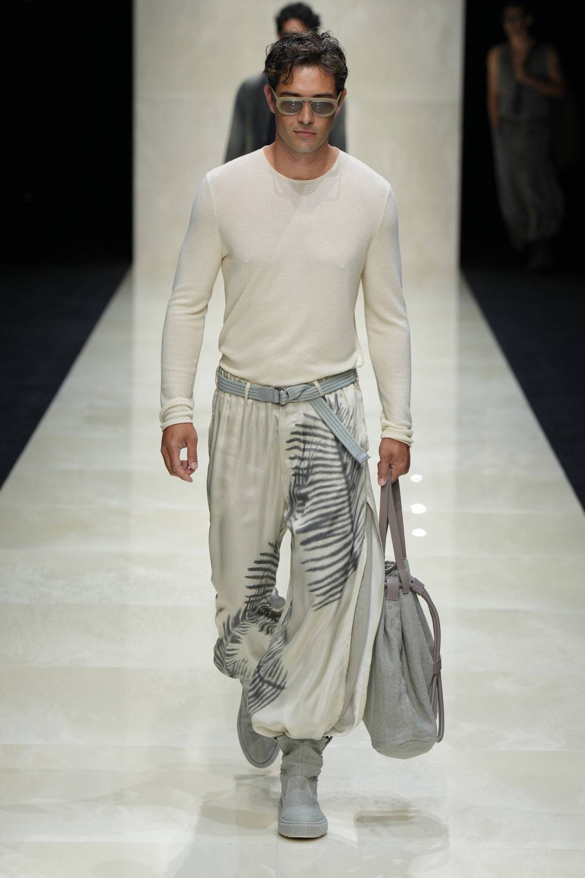 Giorgio Armani collection mode homme PE25.