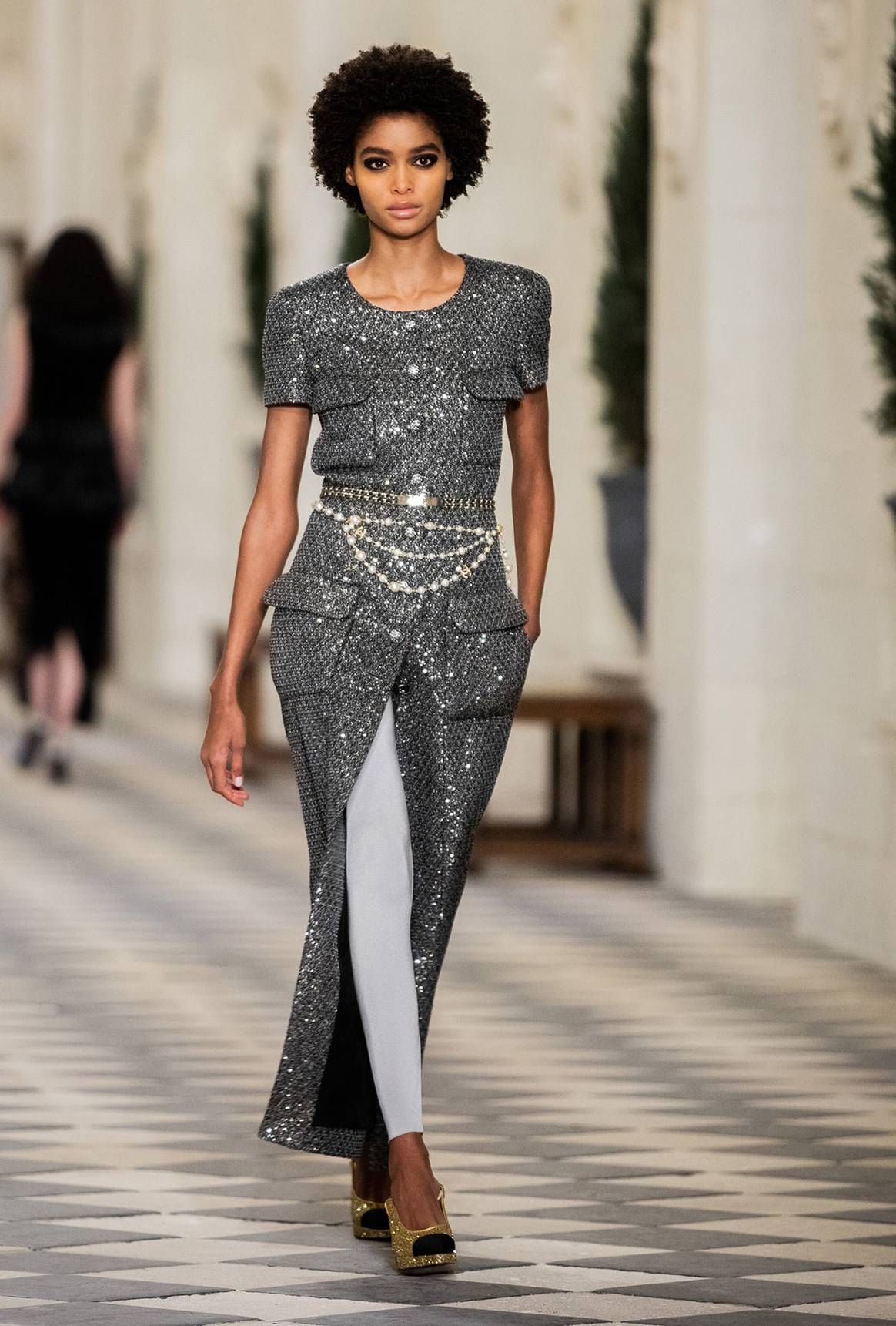 Chanel se embruja del romanticismo del Loira en su última colección Métiers D’art