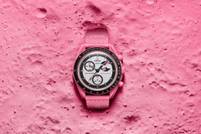 Swatch introduceert Bioceramic MoonSwatch Mission to the Pink Moonphase