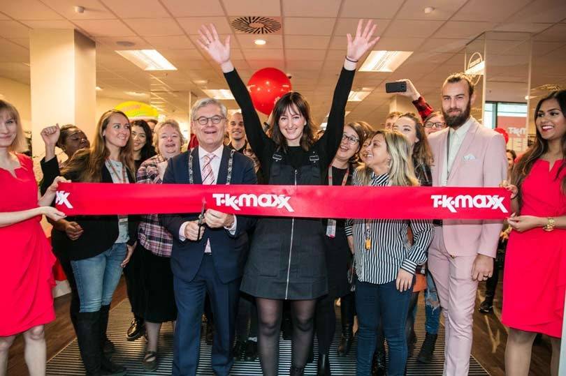 TK Maxx opent tiende Nederlandse vestiging in Zoetermeer