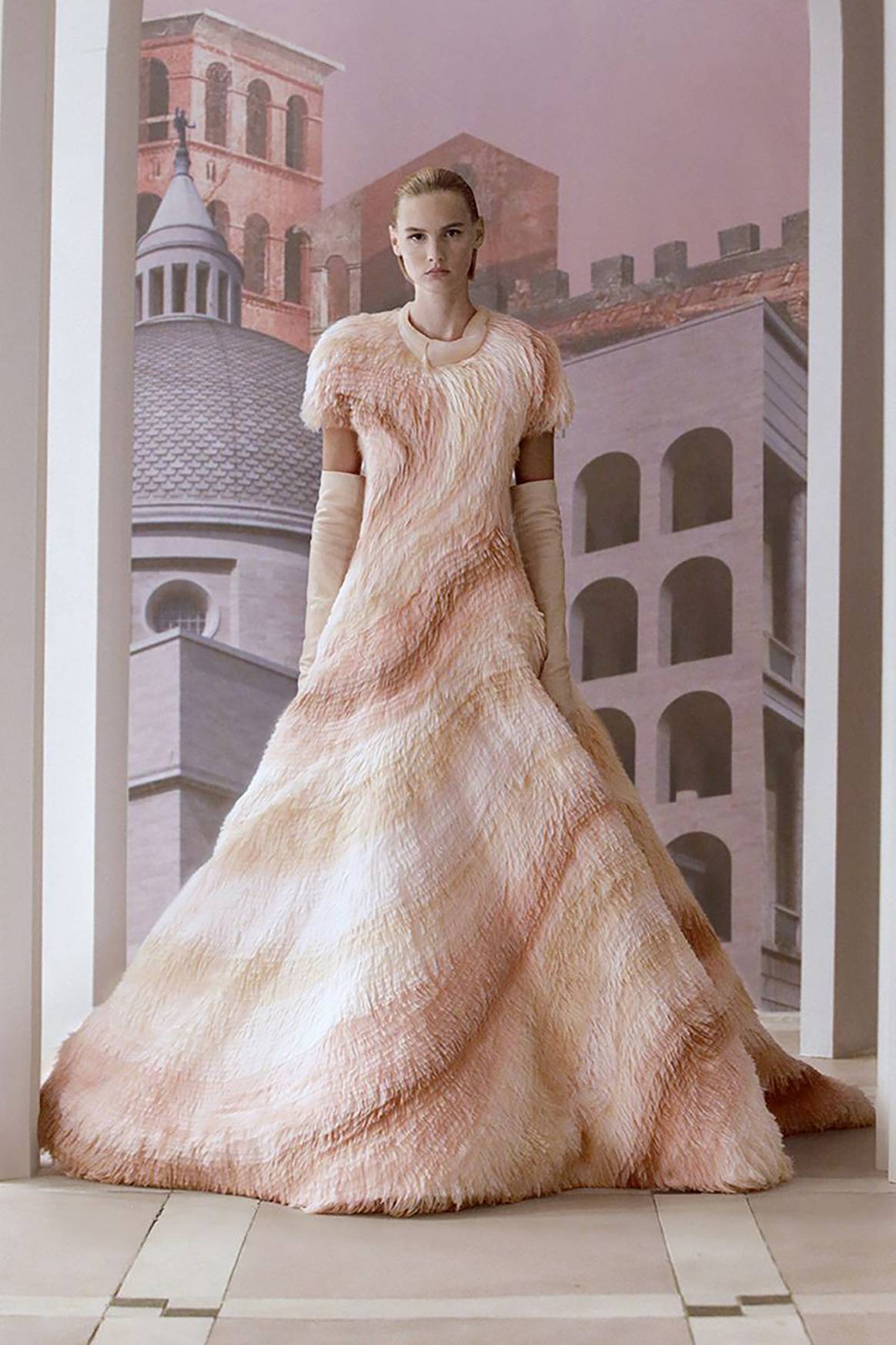 Photo Credits: Fendi, colección Alta Costura Otoño/Invierno 2021/2022.