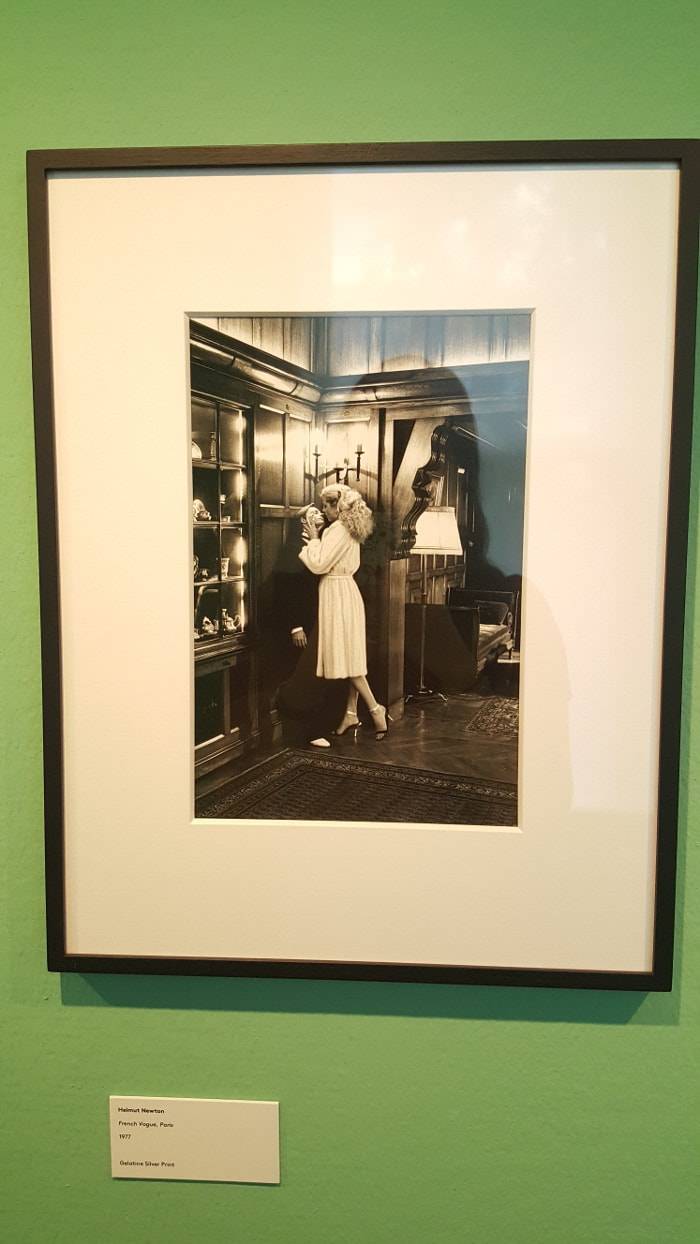 Kijken: tentoonstelling 'Helmut Newton - A Retrospective' in Foam