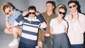 Collection image Messy Weekend