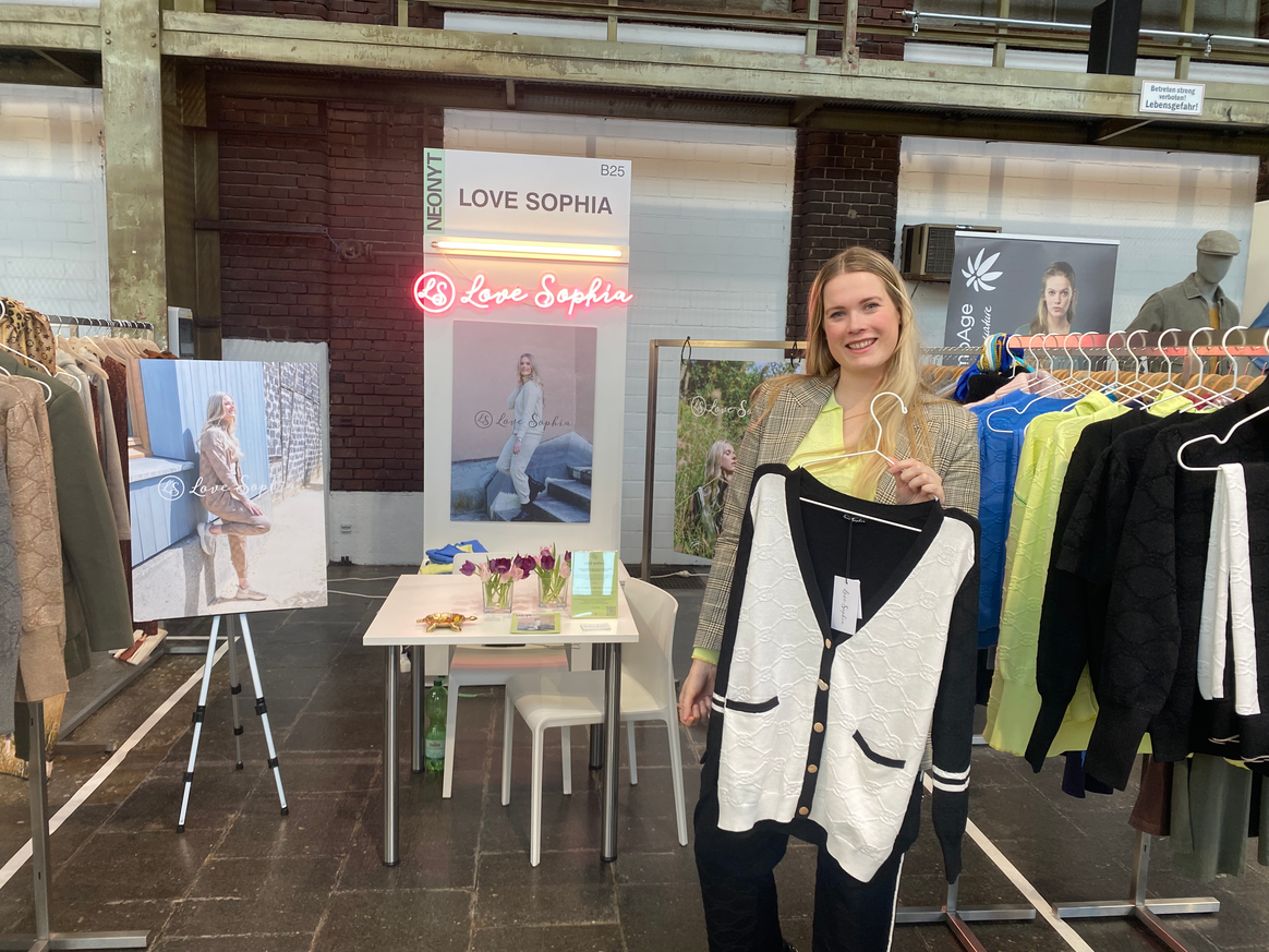 Sophie van den Berg von LoveSophia bei der Neonyt. Foto: FashionUnited