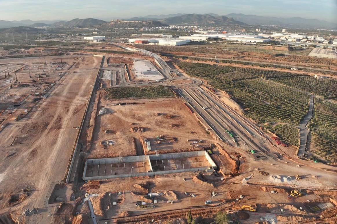 Imagen aérea del parque empresarial Parc Sagunt de Sagunto, Valencia (España).