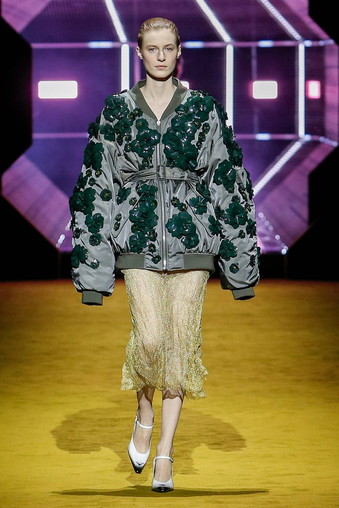 Photo Credits: Prada, colección para mujer para la temporada Otoño/Invierno FW 2022 Womesnwear. Prada, página oficial.