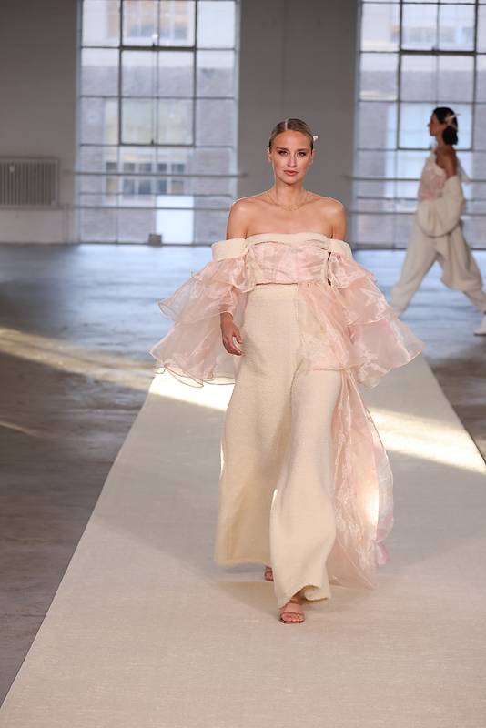 A look by Advanced Fashion Design at FIDM student Susan Lizotte. Image courtesy of the Fashion Institute of Design and Merchandising.