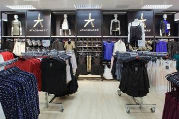 Primark factura más por el Brexit
