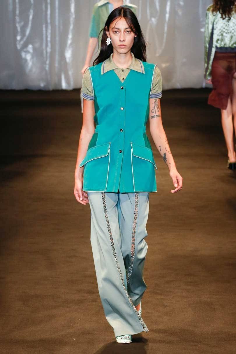 Gespot op de catwalk: de modekleuren voor lente/zomer 2018