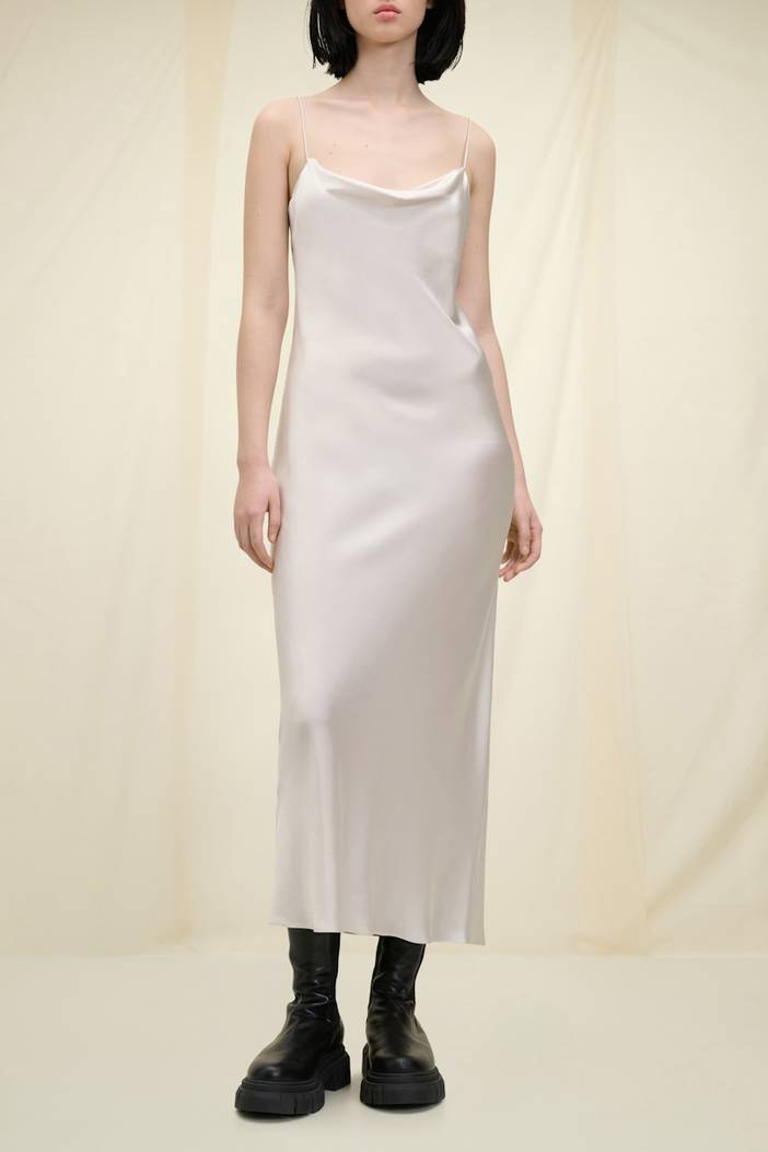 Loosely fitted stretch silk-satin midi-dress | dorothee schumacher