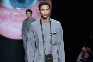 Armani's men mix refinement and nonchalance