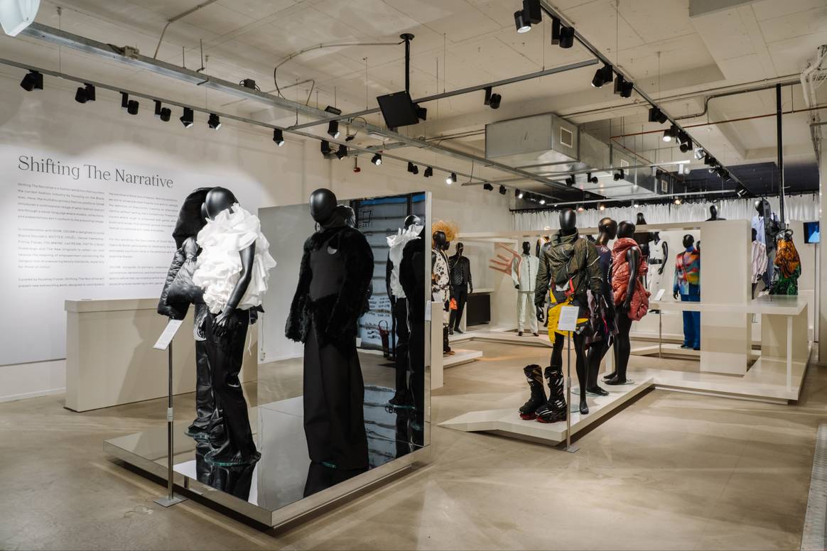 Tentoonstelling 'Shifting the Narrative' in OSCAM. Beeld: OSCAM / OHIM / Almichael Fraay