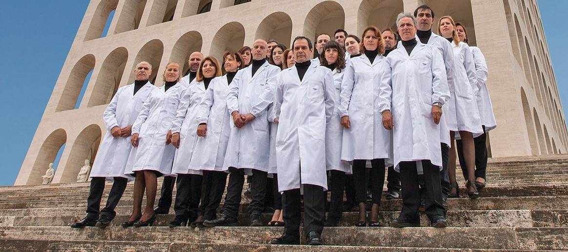 Fendi coloca la primera piedra de su nueva fábrica y “hub” sostenible en la Toscana