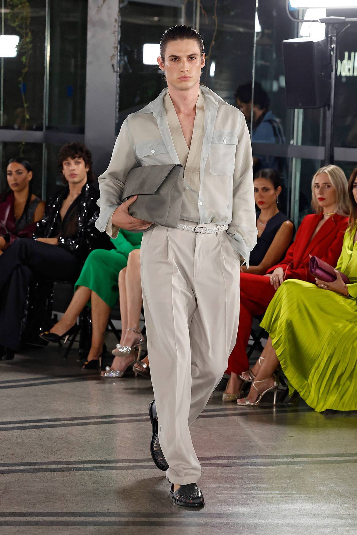 Pedro del Hierro, desfile de presentación durante la 80ª edición de MBFW Madrid de septiembre de 2024.