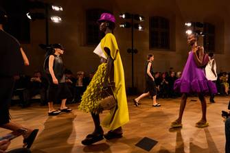 PFW SS26: Balenciaga explored the house’s original silhouettes