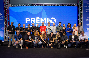 Representantes do Prêmio Primus e do Selo Origem Sustentável