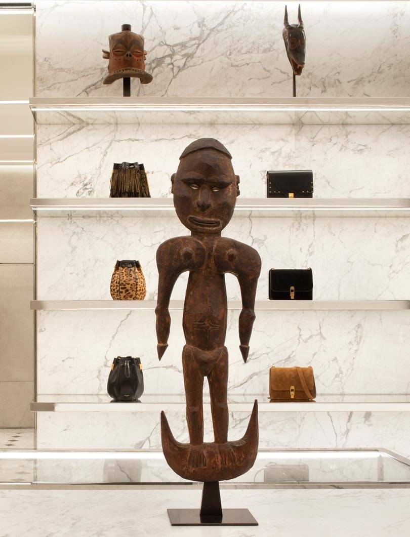 Saint Laurent ouvre un café et un espace d'exposition rue Saint-Honoré