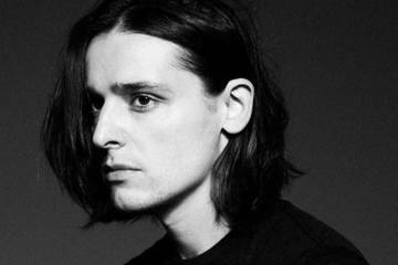 Olivier Theyskens’ comeback: “I work from a form of beauty”